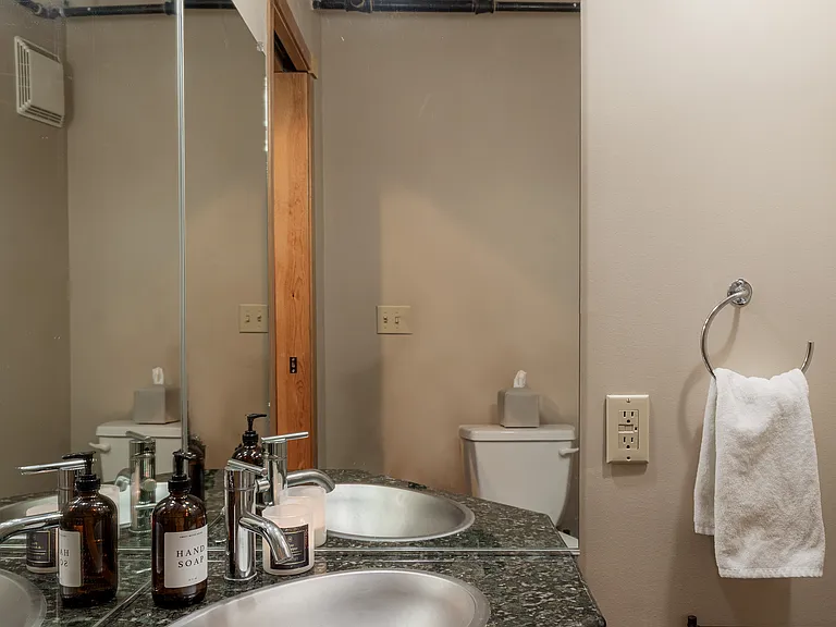 2715 Blake St #204 — Photo 18