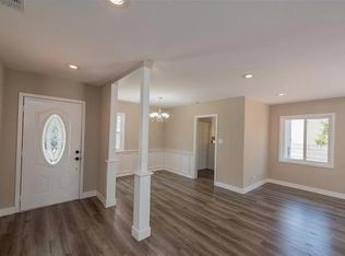 8956 Gladbeck Ave, Northridge, CA 91324