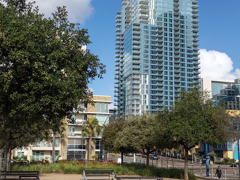 Savina condominiums near Little Italy