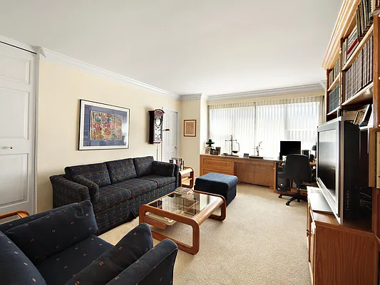 Sold by Sotheby's International Realty | media 19