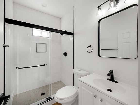 5th image of 12577 Kensington Ln