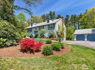 27 Lowell Rd, Pembroke, MA 02359