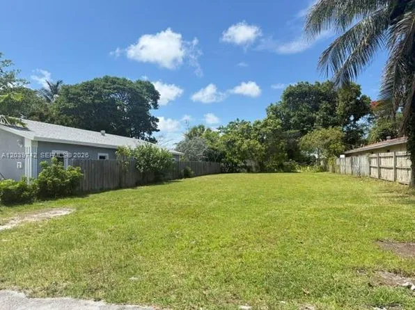 213 NW 12th St, Pompano Beach, FL 33060
