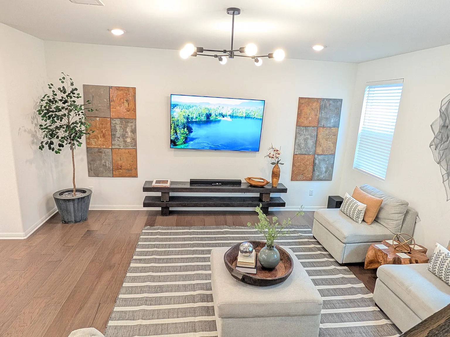 2020 Blue River Dr — Photo 4