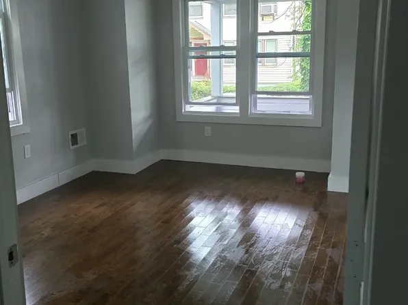 121 Chestnut St #1R, East Orange, NJ 07018