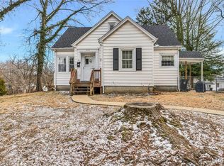 300 N 28th St, Belleville, IL 62226