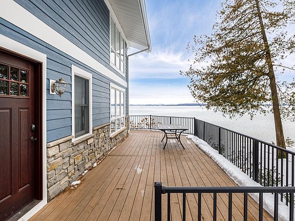 2nd image of 6565 SW Bay Shore Dr