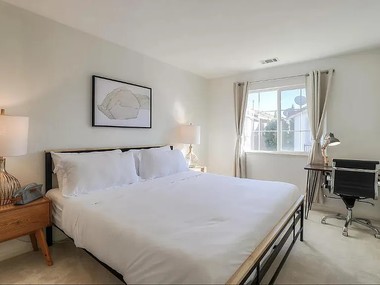 2171 Kingsbury Cir — Photo 32