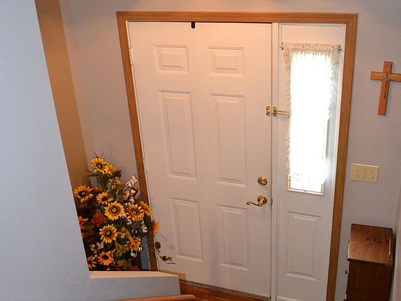 2nd image of 225 Alpine Dr
