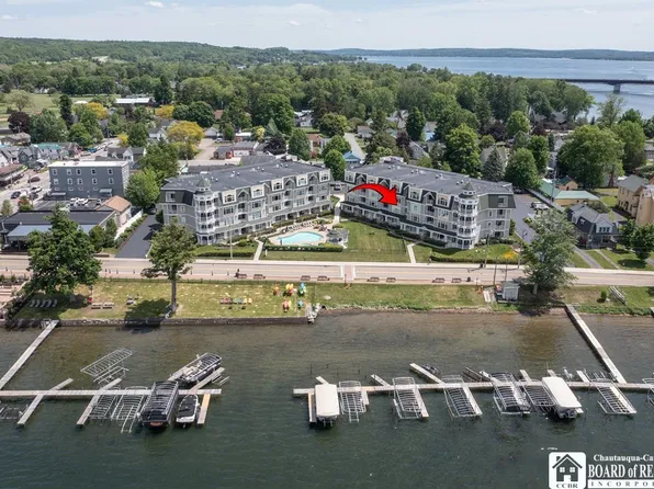 50 Lakeside Dr APT B203, Bemus Point, NY 14712