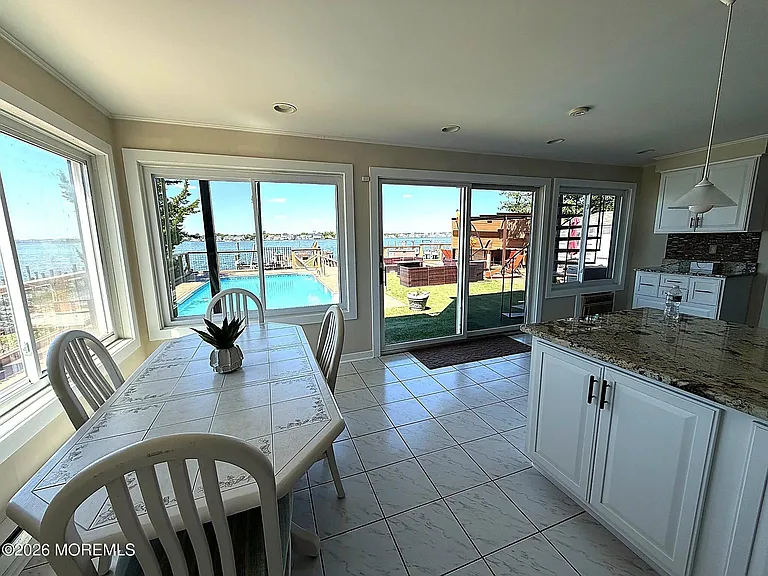 262 Genes Dr — Photo 16
