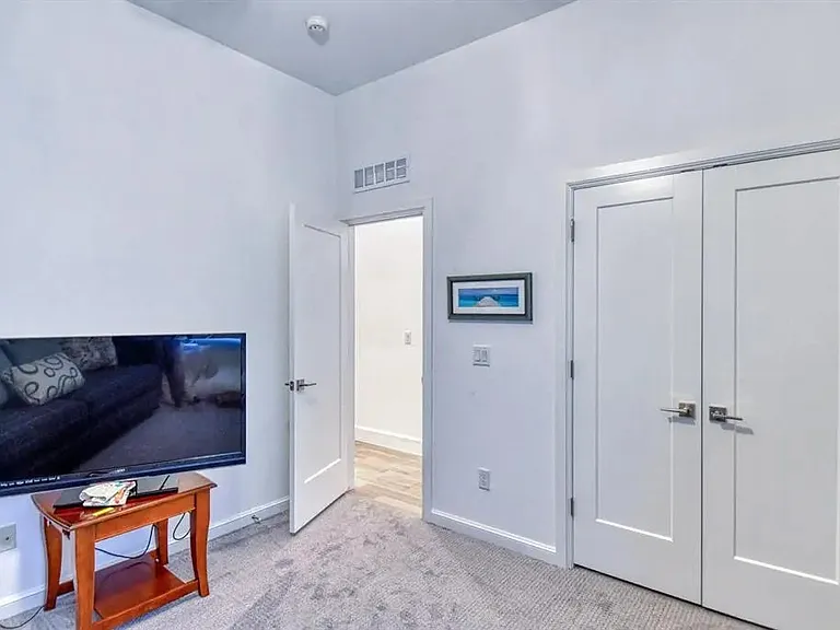 3313 Quidnet Rd — Photo 25