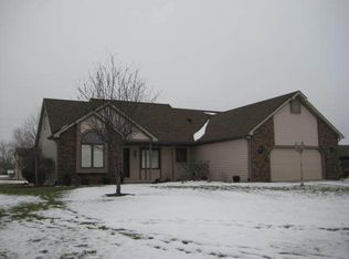 1514 Highland Ct, Bluffton, IN 46714