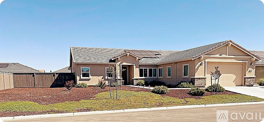 1st image of 2073 Abbeylane Way