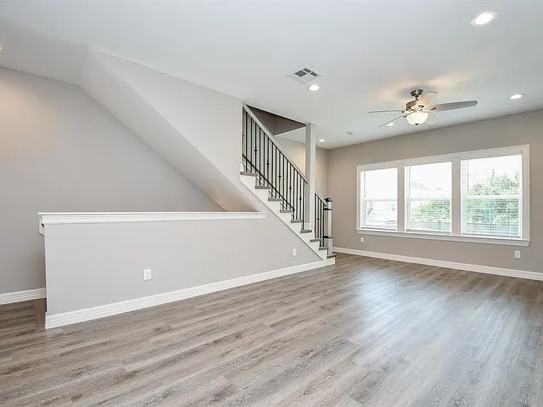 5262 Ella Blvd #108 — Photo 4