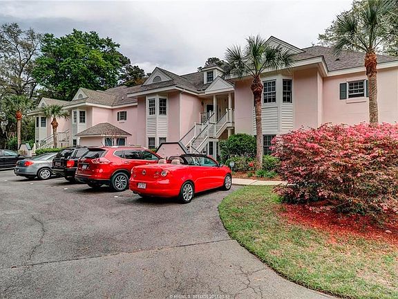 2nd image of 66 Spindle Ln #66