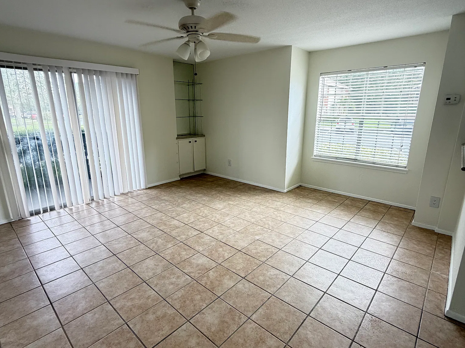 1 bed, 525 sqft, $1,350 — Photo 3