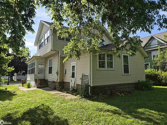 5th image of 1318 West St