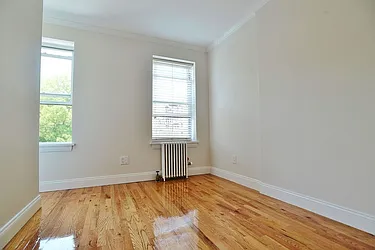 Rented by Warren T Real Estate Corp.