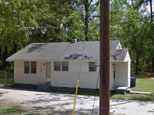 715 Candlewood Drive, Kinston, NC 28501