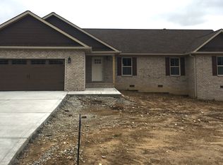 7194 Coleman Cir, Baxter, TN 38544