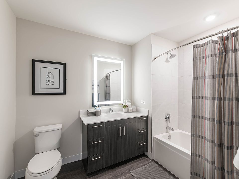 1st image of 815 W Agatite Ave #2115