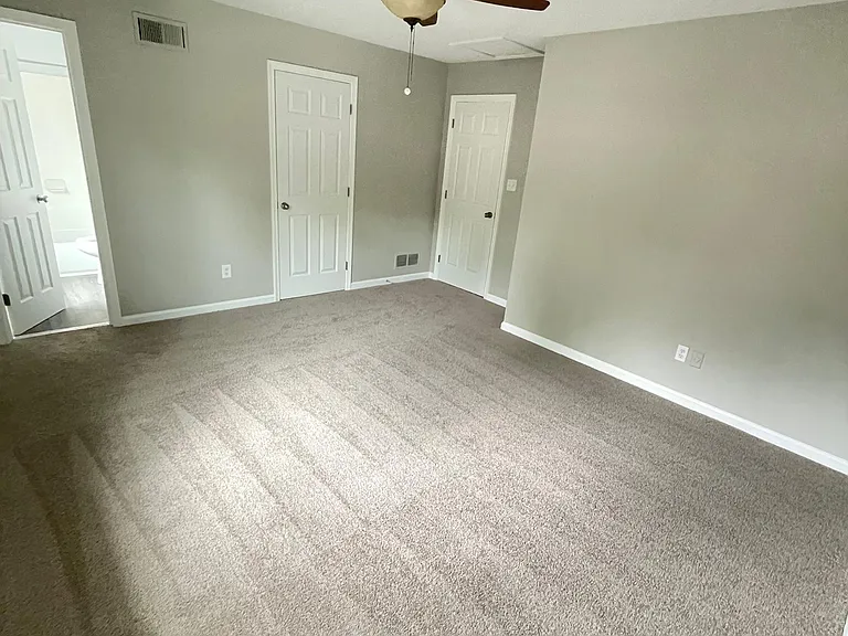 4841 Tower Rd #C — Photo 22