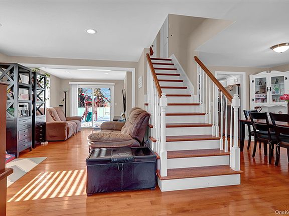 5th image of 522 Browns Road