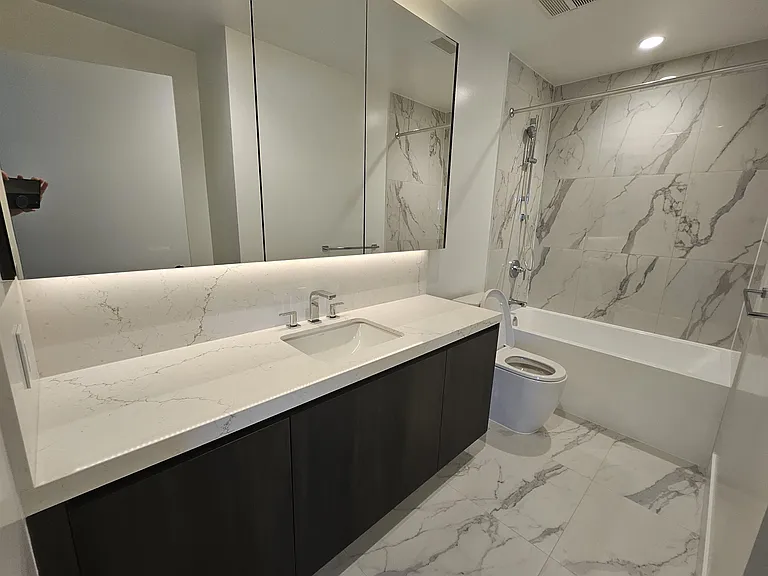 1475 Foster St #803 — Photo 32
