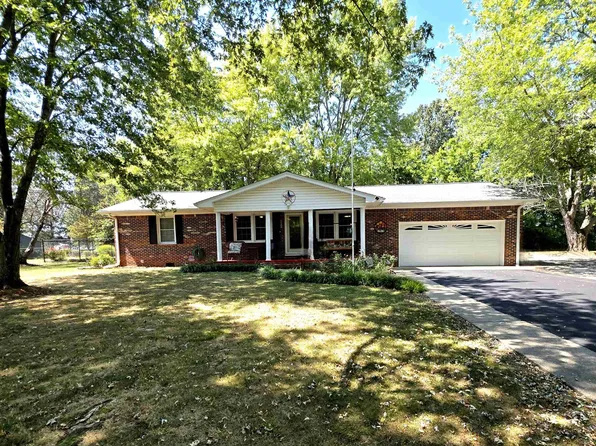 522 Merrywood Dr, Benton, KY 42025