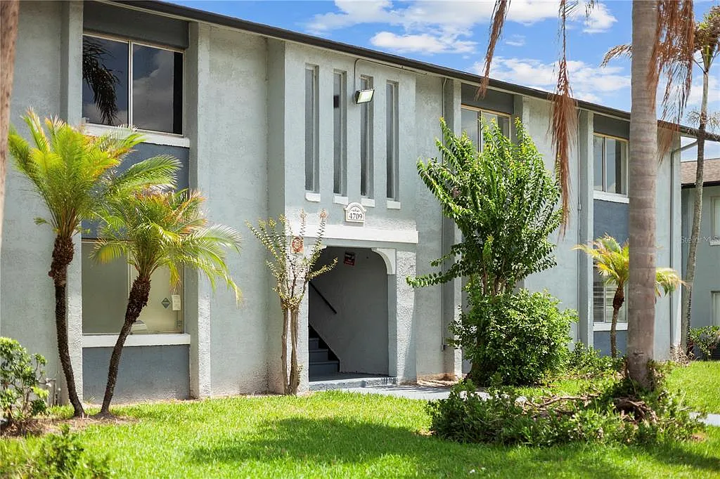 3 bed, 2.0 bath, 1270 sqft, $1,650 — Photo 1