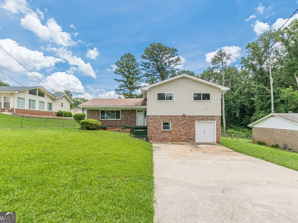 2272 Green Hawk Ct, Decatur, GA 30035