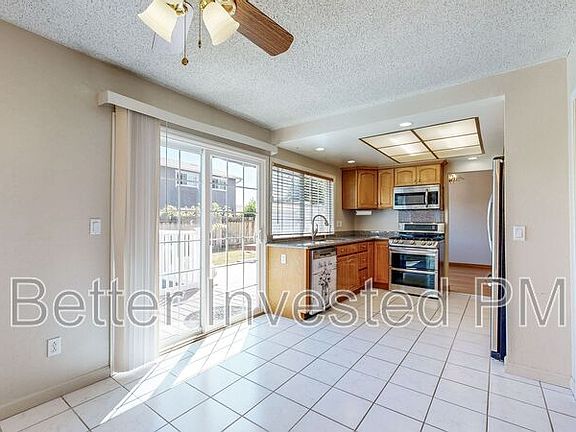 4th image of 848 Sprucewood Ct