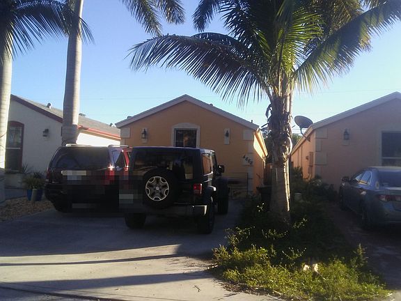4th image of 4668 Clemens St