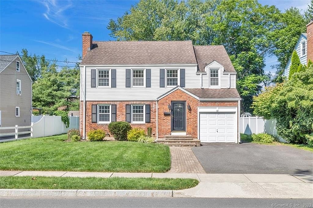 83 Lemay St, West Hartford, CT 06107 Zillow