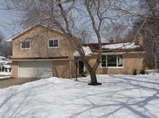 4749 Edenwood Rd, South Euclid, OH 44121