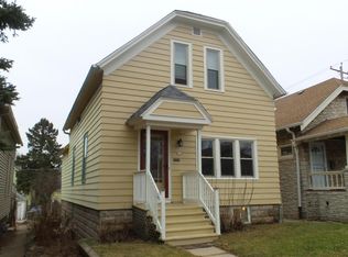 814 S 37th St, Milwaukee, WI 53215