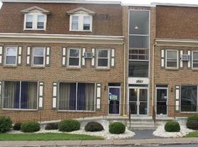 3517 Walnut Street - 9