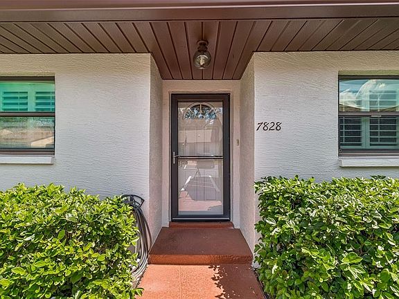 2nd image of 7828 Radcliffe Cir