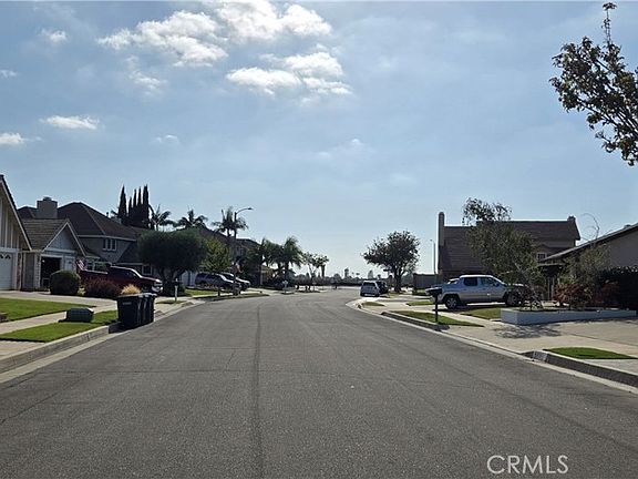 4th image of 4624 E Blue Bird Ave