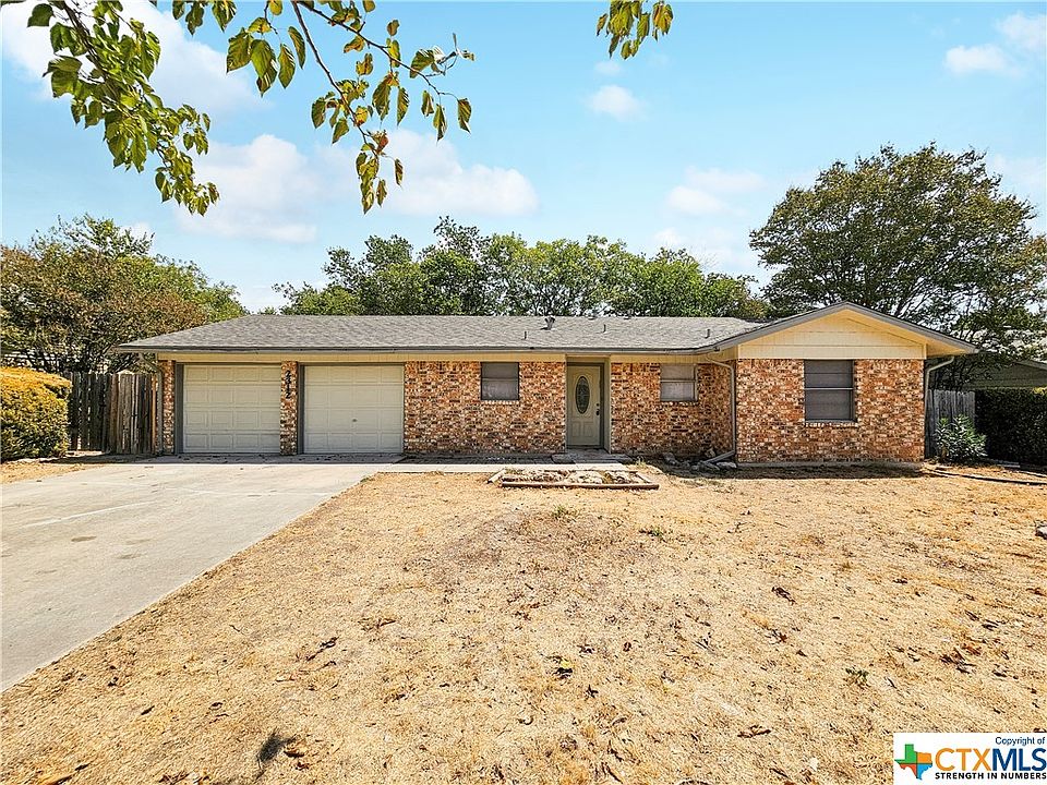 1st image of 2312 Daisy Dr