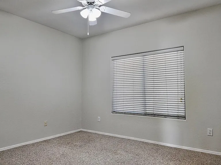 14624 N 87th Dr — Photo 12