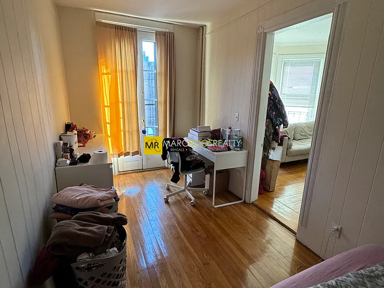 455 Beacon St — Photo 4