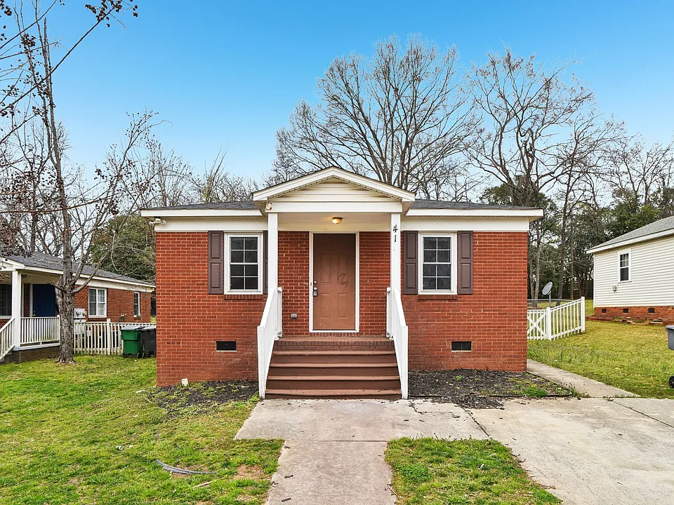 426 Jones St
