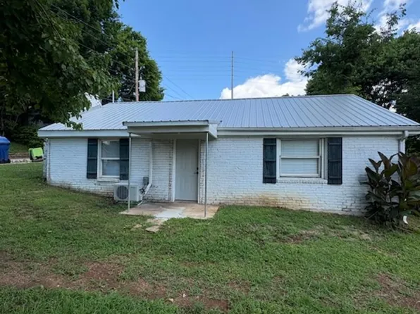 1906 Russell Ave, Jefferson City, TN 37760