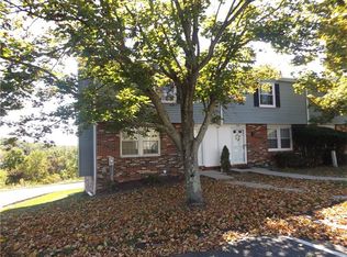 408 Countryside Dr, Mc Kees Rocks, PA 15136