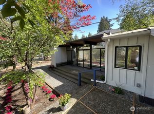 2419 72nd Ave SE, Mercer Island, WA 98040