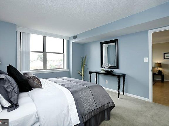 2nd image of 1200 Braddock Pl APT 403