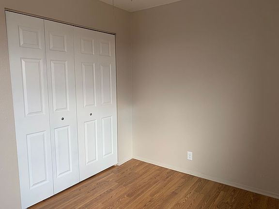 3rd image of 136 Bennett Ave #30