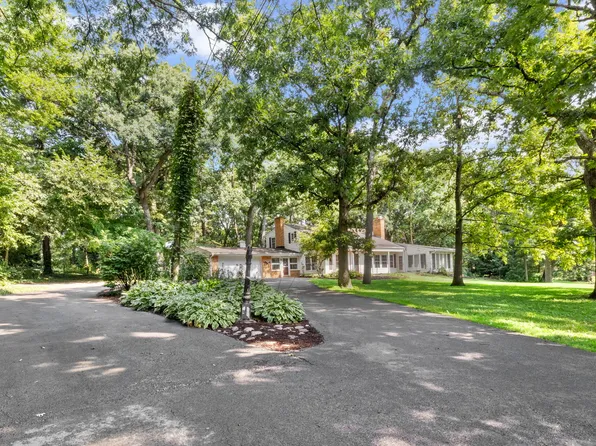 12222 Rambling Rd, Homer Glen, IL 60491